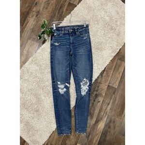 American Eagle Size 4 Medium Wash Distressed High-Rise Jegging Skinny Jeans